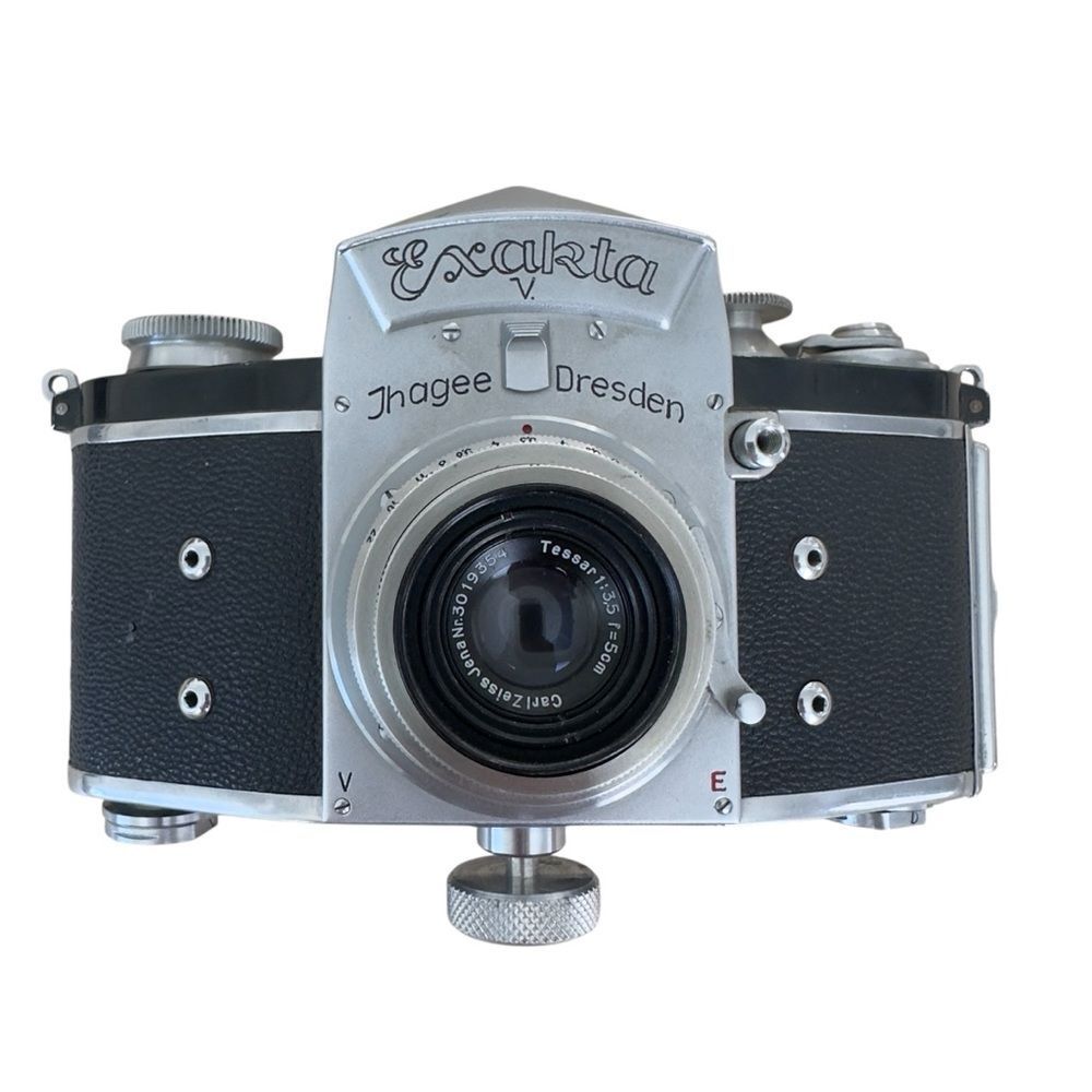 Exakta V Ihagee 35mm Camera w/ Zeiss Tessar 50mm f3.5 & Leather Case